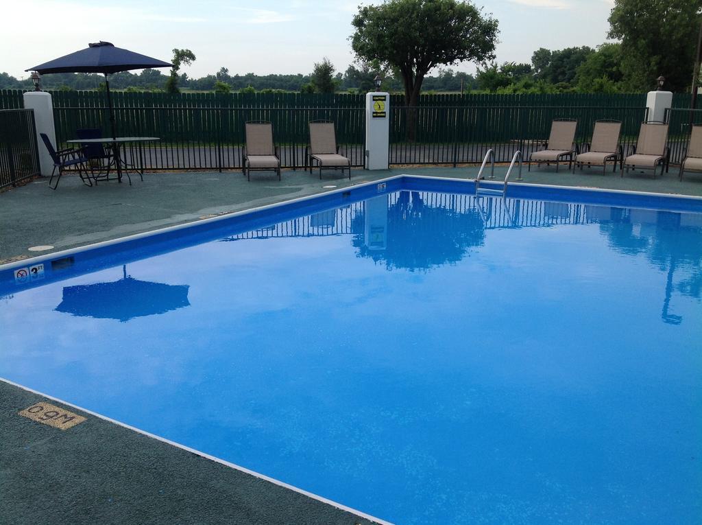 Hallmarc Inn & Suites Of ווסט ממפיס מראה חיצוני תמונה