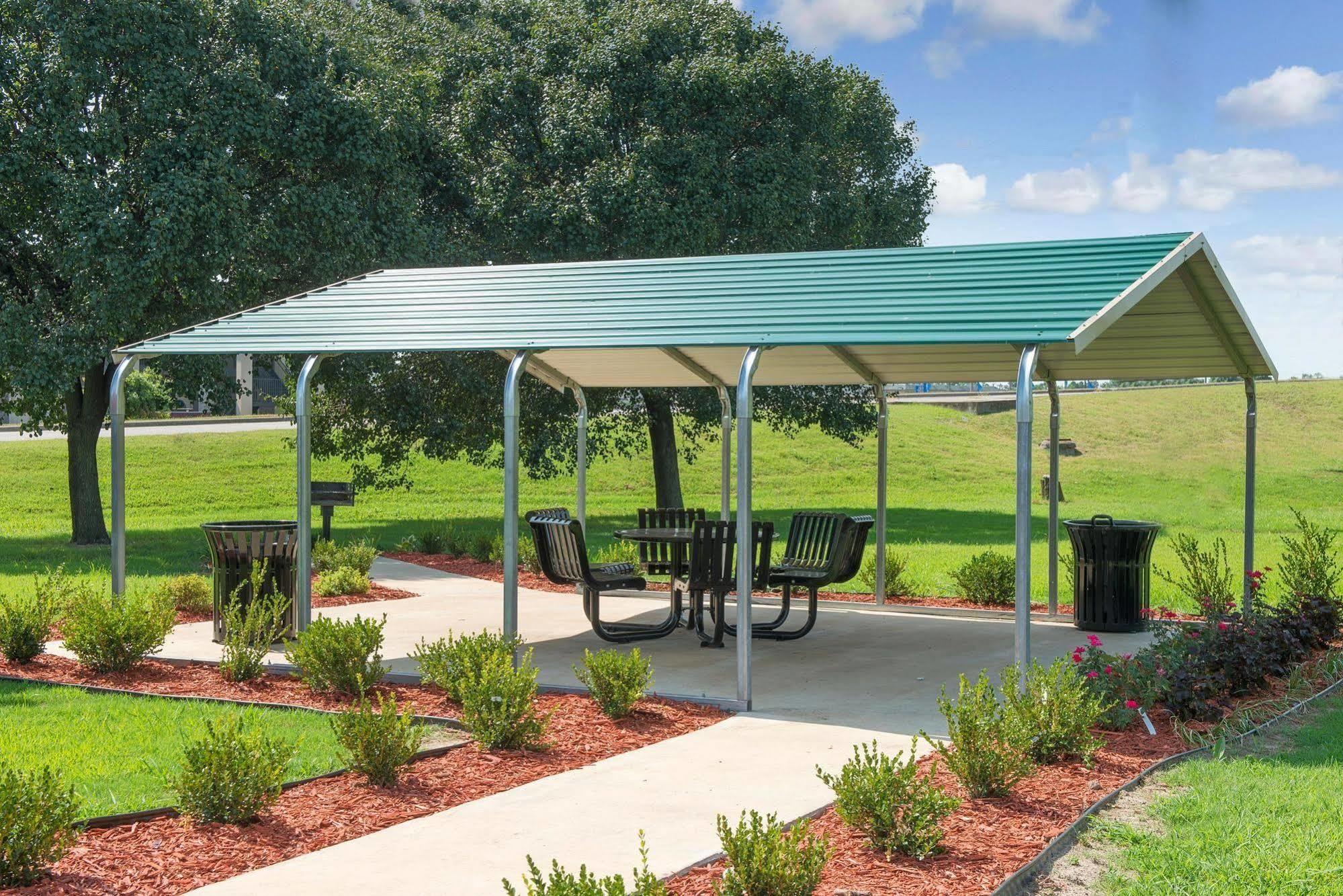 Hallmarc Inn & Suites Of ווסט ממפיס מראה חיצוני תמונה