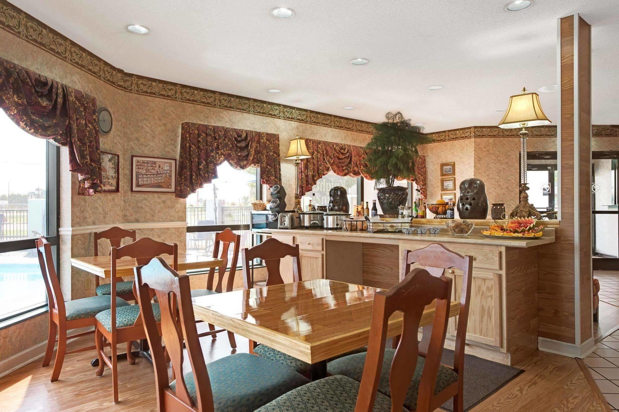 Hallmarc Inn & Suites Of ווסט ממפיס מראה חיצוני תמונה