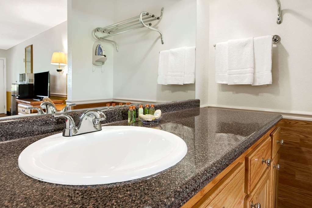 Hallmarc Inn & Suites Of ווסט ממפיס חדר תמונה
